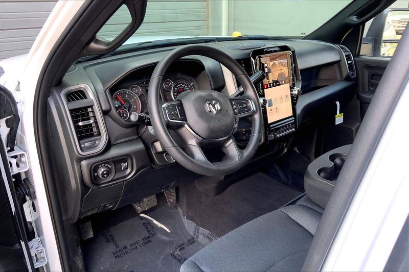2026 Ram 3500 Tradesman photo 8