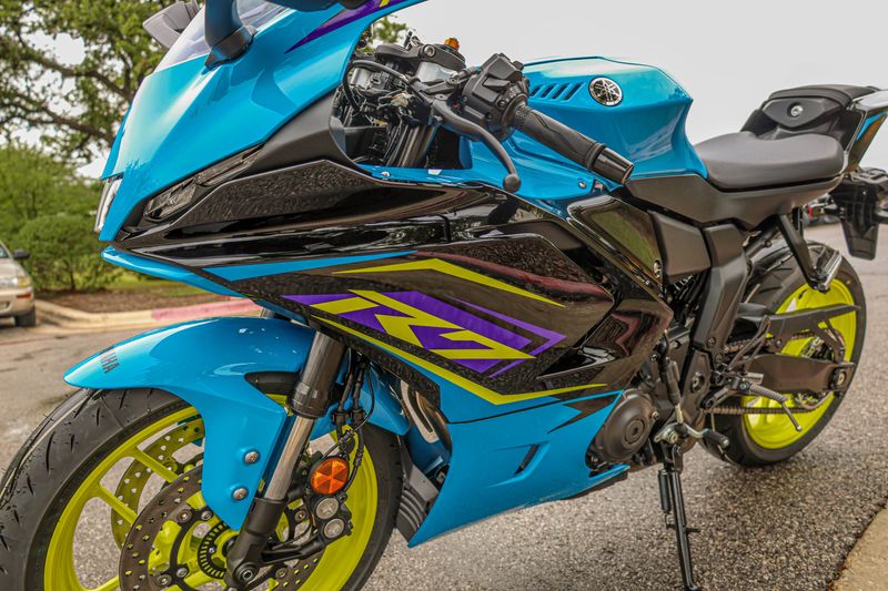 NEW 2026 YAMAHA YZFR7 Image 4