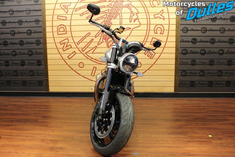 New 2025 Triumph Speed Twin 1200 Image 3