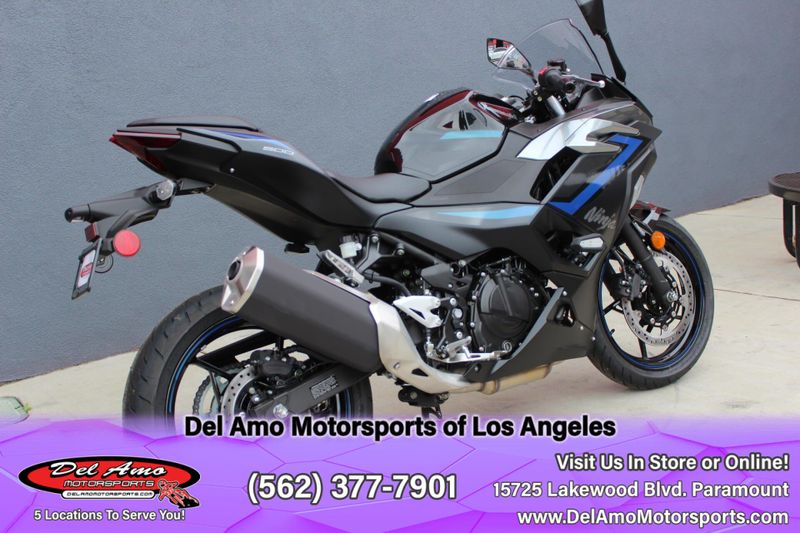 2025 Kawasaki NINJA 500 SE ABS Image 6