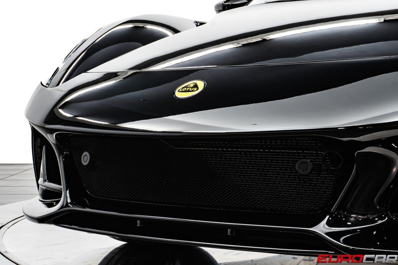 2025 Lotus Emira V6Image 11