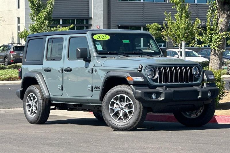 2025 Jeep Wrangler Unlimited Sport S photo 2