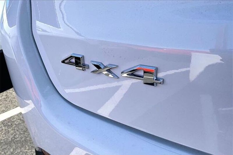 New 2026 Jeep Compass Latitude Altitude 4x4Image 13