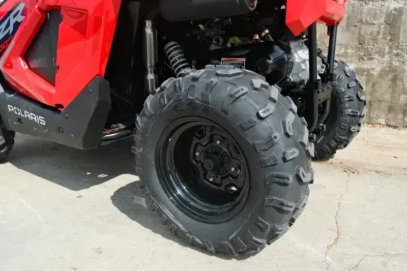 NEW 2026 POLARIS RZR 200 EFI Image 17