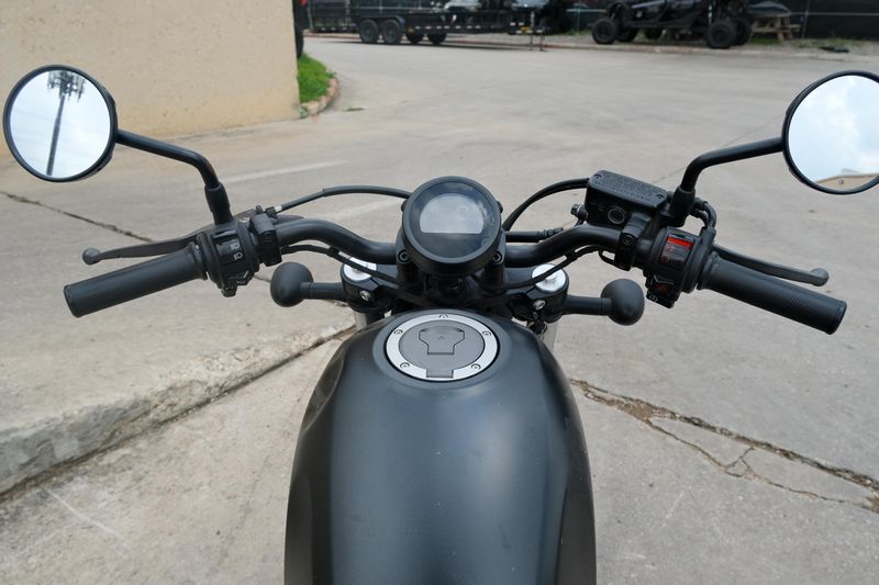 2023 Honda REBEL 300 BASE Image 19