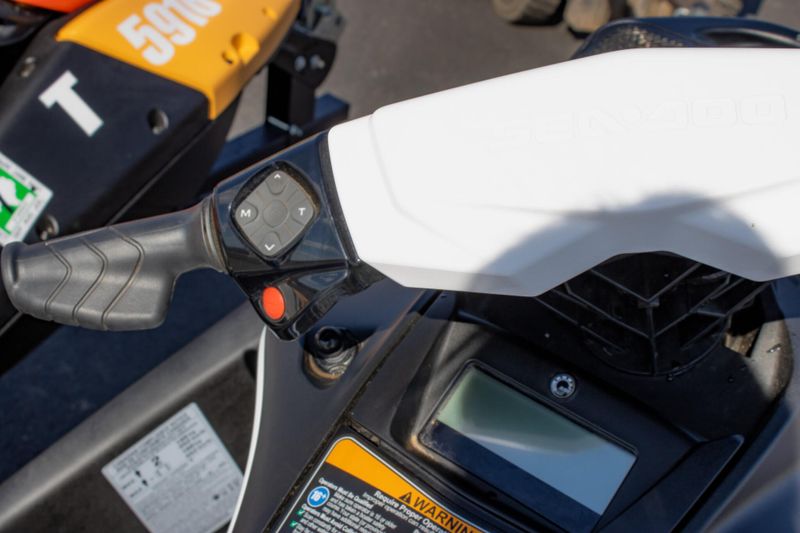 USED 2025 SEADOO SPARK FOR 2 CONVENIENCE PACKAGE WITH SOUND SYSTEM Image 9