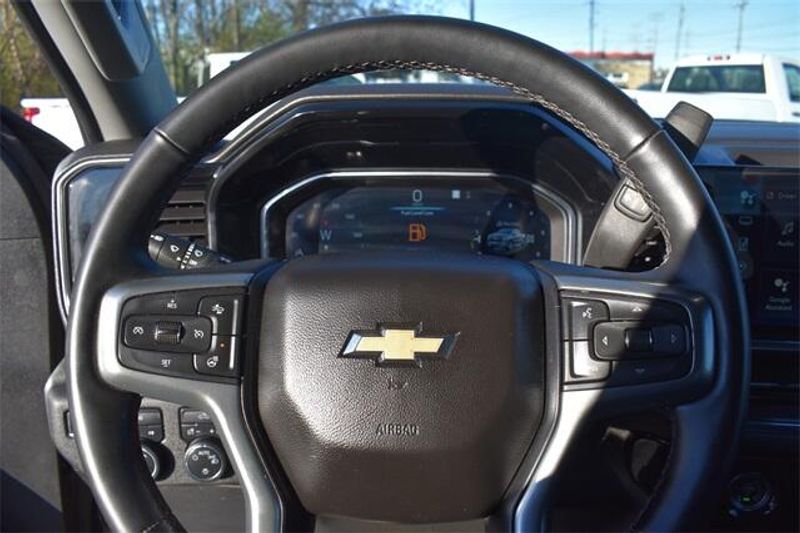 Used 2023 Chevrolet Silverado 1500 LTImage 26