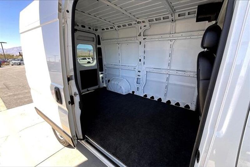 2020 RAM ProMaster 1500 BaseImage 25