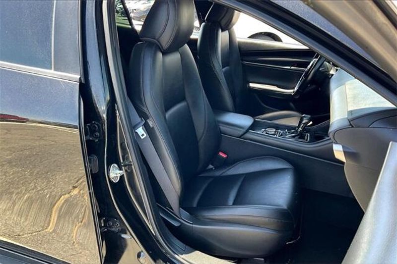 2021 Mazda Mazda3 Sedan SelectImage 6