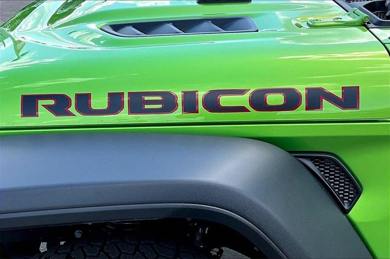 2025 Jeep Gladiator Rubicon photo 11