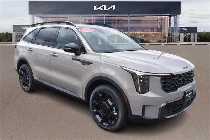 2025 Kia Sorento X-Line EXImage 1