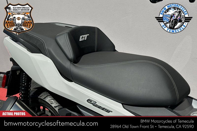 2024 BMW C 400 GT in a ALPINE WHITE exterior color. BMW Motorcycles of Temecula – Southern California (951) 506-6903 bmwmotorcyclesoftemecula.com 