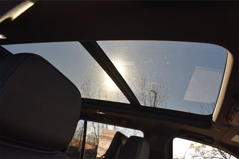 Used 2021 GMC Yukon DenaliImage 15