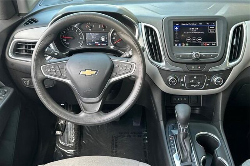 2023 Chevrolet Equinox LTImage 12