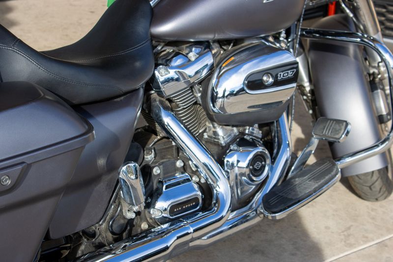 USED 2017 HARLEY STREET GLIDE SPECIAL Image 11