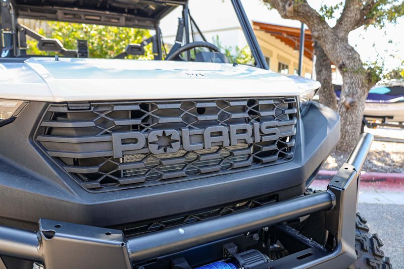 New 2026 Polaris RANGER CREW 1000 PREMIUM  MIRAGE BEIGE Image 17