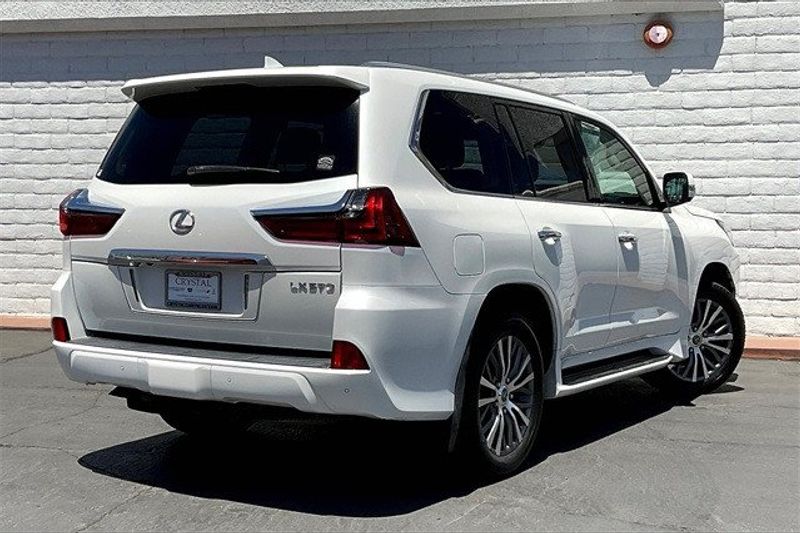 2018 Lexus LX 570 570Image 13