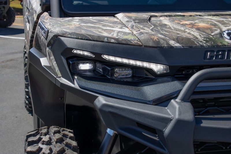 NEW 2026 CAN-AM DEFENDER MAX LIMITED CAB HD11 Image 11