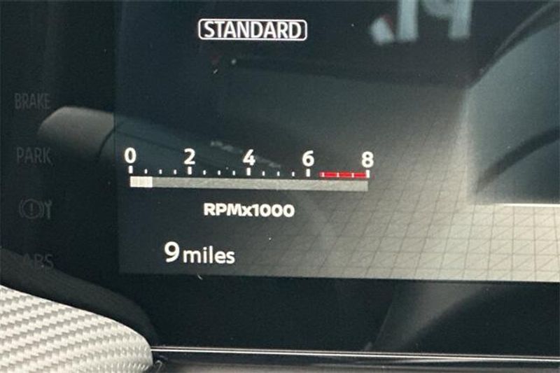 New 2025 Nissan Kicks SRImage 22