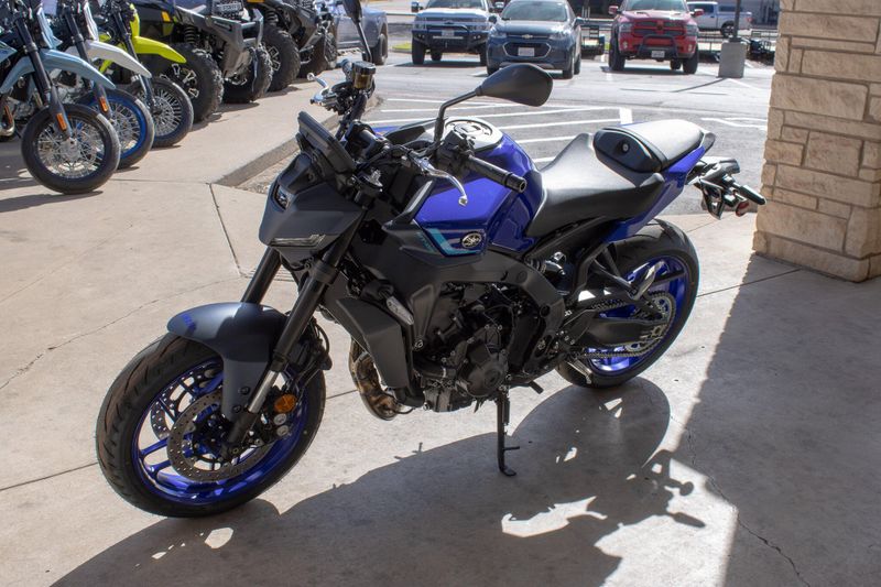 NEW 2026 YAMAHA MT09 Image 4