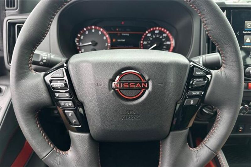 New 2025 Nissan Frontier PRO-4XImage 18