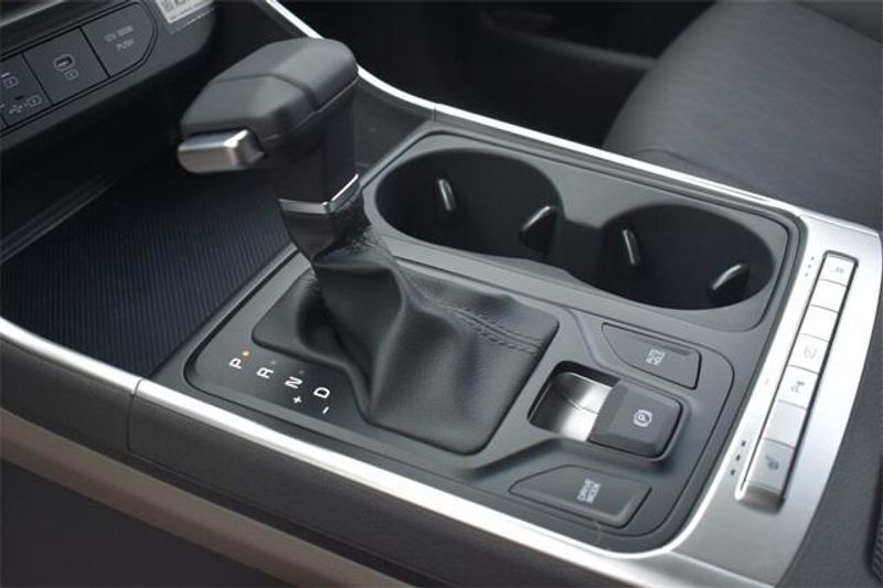 2025 Kia Carnival LXSImage 22
