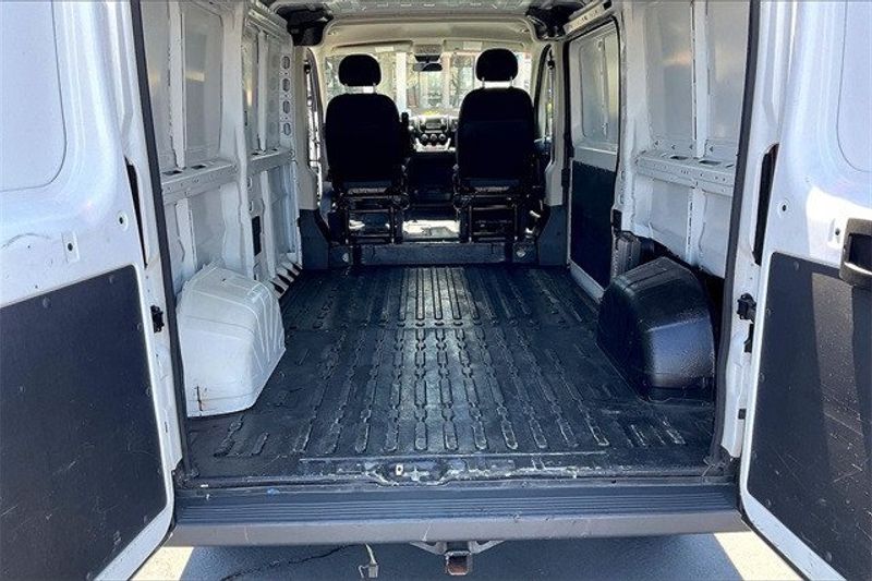 2017 RAM ProMaster 1500 Low RoofImage 30