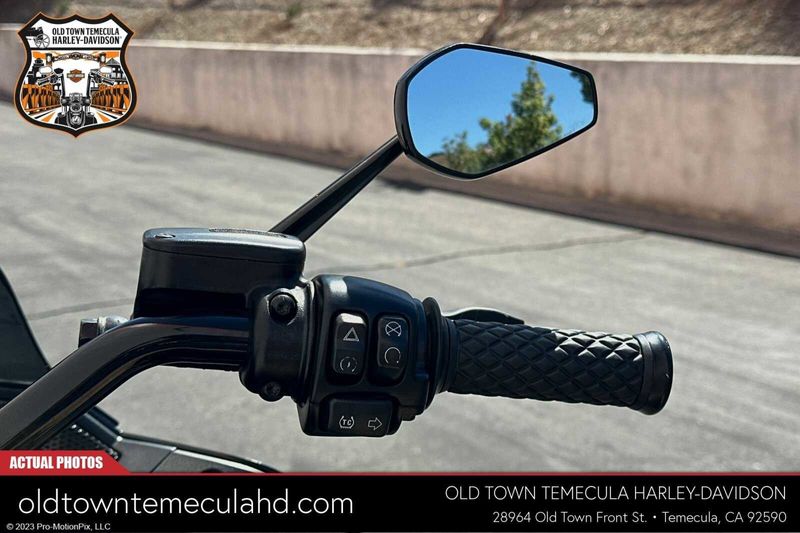 2023 Harley-Davidson Softail in a Black exterior color. BMW Motorcycles of Temecula – Southern California (951) 506-6903 bmwmotorcyclesoftemecula.com 