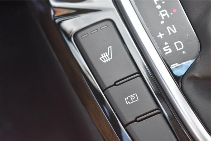 2025 Kia Seltos EXImage 32