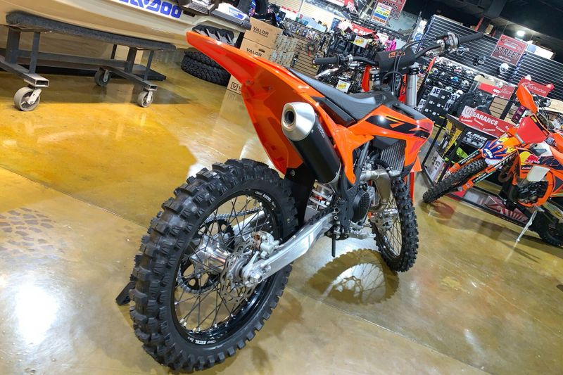New 2025 KTM 450 SX-F Image 14