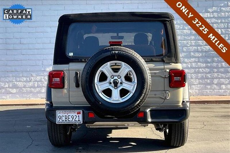 Used 2022 Jeep Wrangler Sport SImage 3