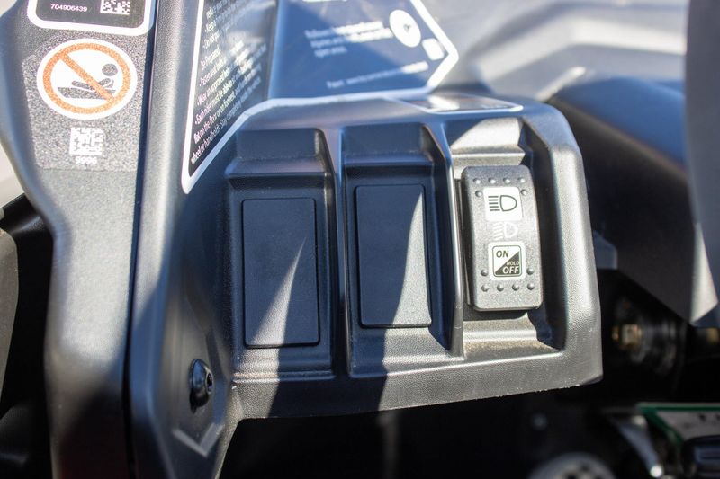 NEW 2026 CAN-AM MAVERICK X3 MAX RS TURBO Image 24