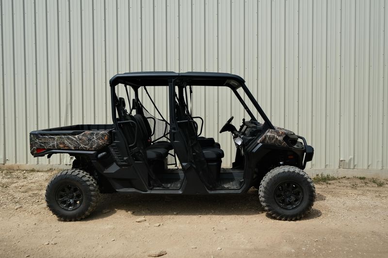 NEW 2026 CAN-AM DEFENDER MAX XT HD11 Image 2