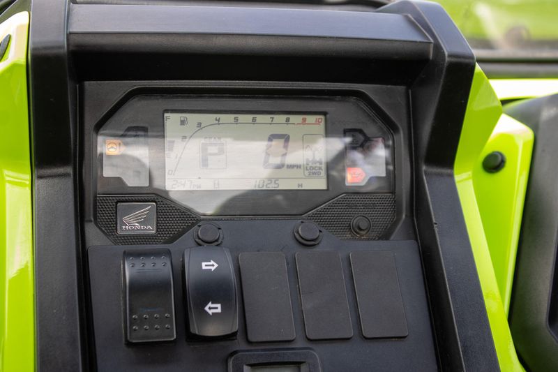 USED 2020 HONDA TALON 1000R Image 15