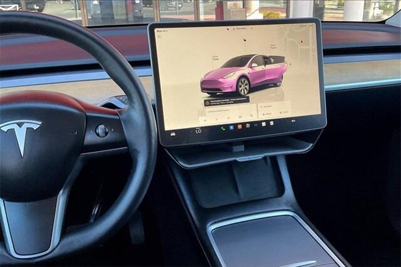 2023 Tesla Model Y Long RangeImage 5