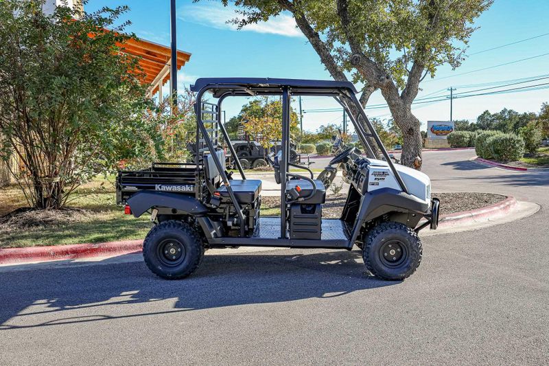 2025 Kawasaki MULE 4010 4X4 FE BRIGHT WHITEImage 7