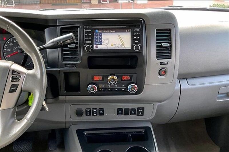 Used 2018 Nissan NV Passenger NV3500 HD SLImage 5