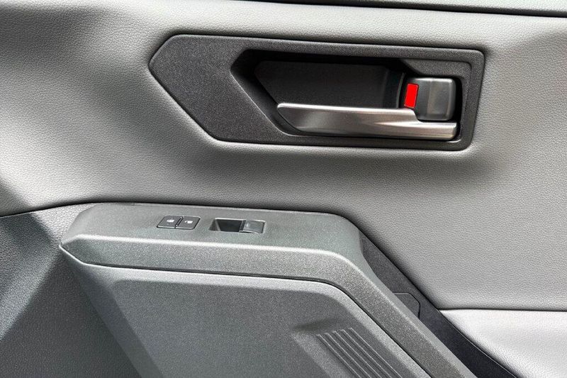 New 2026 Toyota RAV4 Plug-In Hybrid SEImage 19