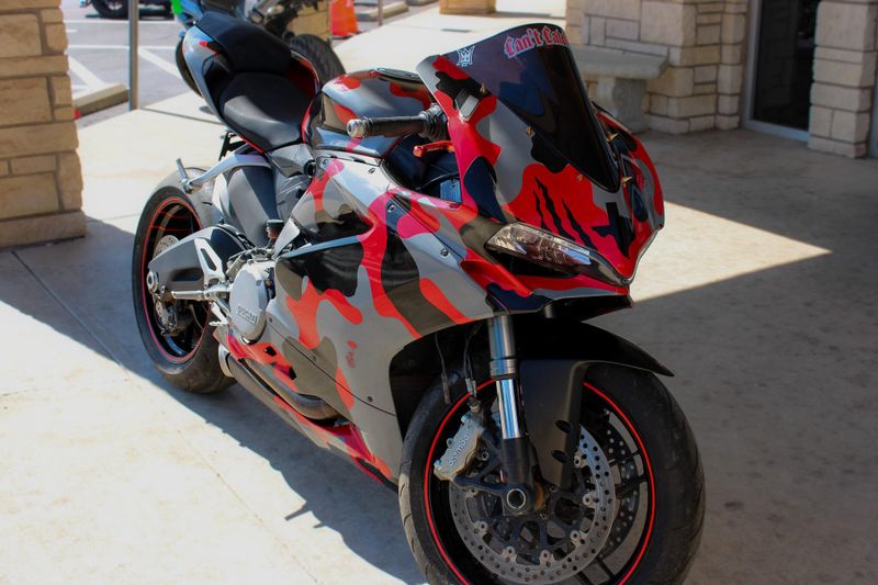 Used 2018 Ducati PANIGALE 959 Image 6