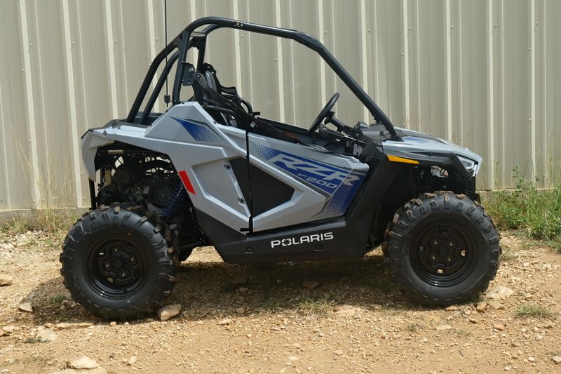 2025 Polaris RZR 200 EFI STORM GRAY AND BLUE Image 2
