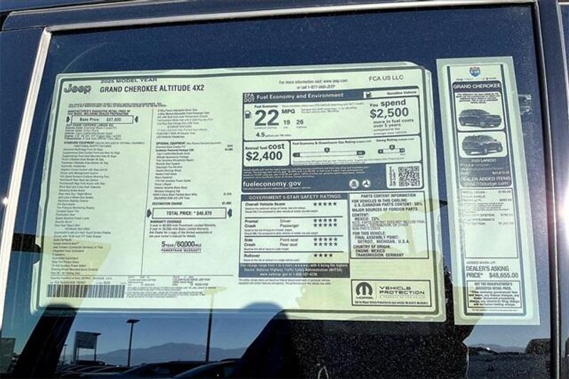 New 2025 Jeep Grand Cherokee Altitude 4x2Image 16