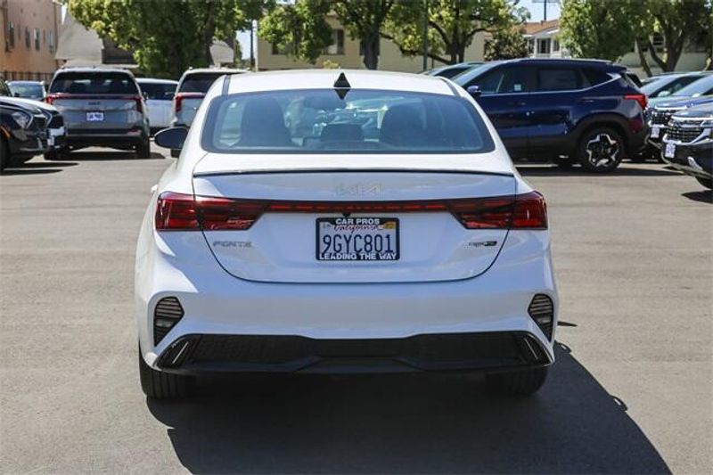 2023 Kia Forte GT-LineImage 9
