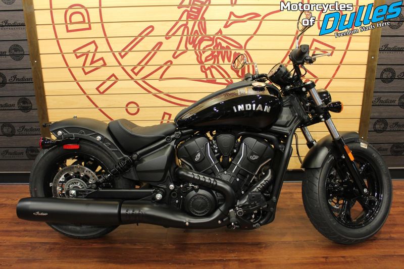 New 2025 Indian Motorcycle Scout Sixty Bobber Image 1
