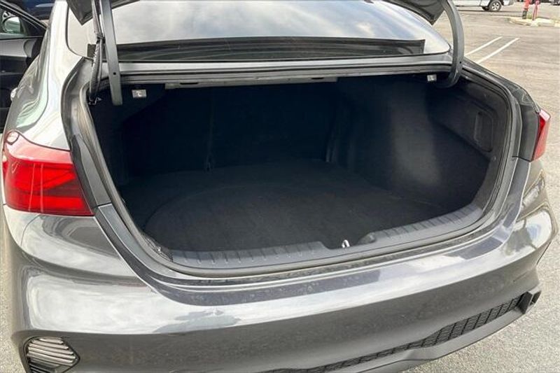 2023 Kia Forte LXSImage 34
