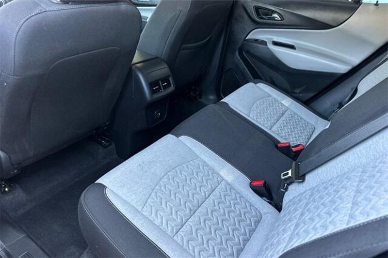 Used 2023 Chevrolet Equinox LTImage 10