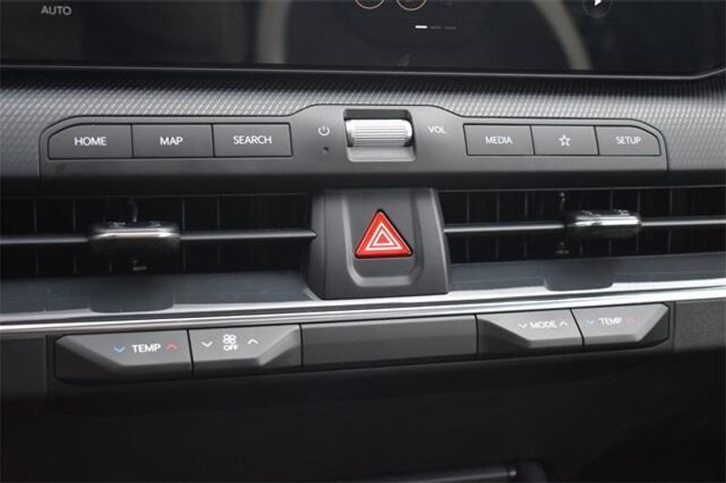 2025 Kia K4 GT-LineImage 30
