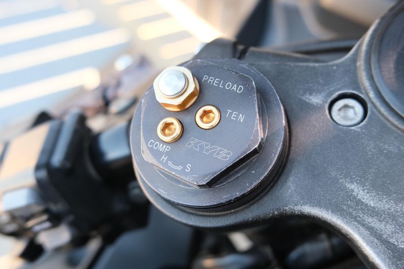 USED 2016 YAMAHA YZFR1 CA Image 12