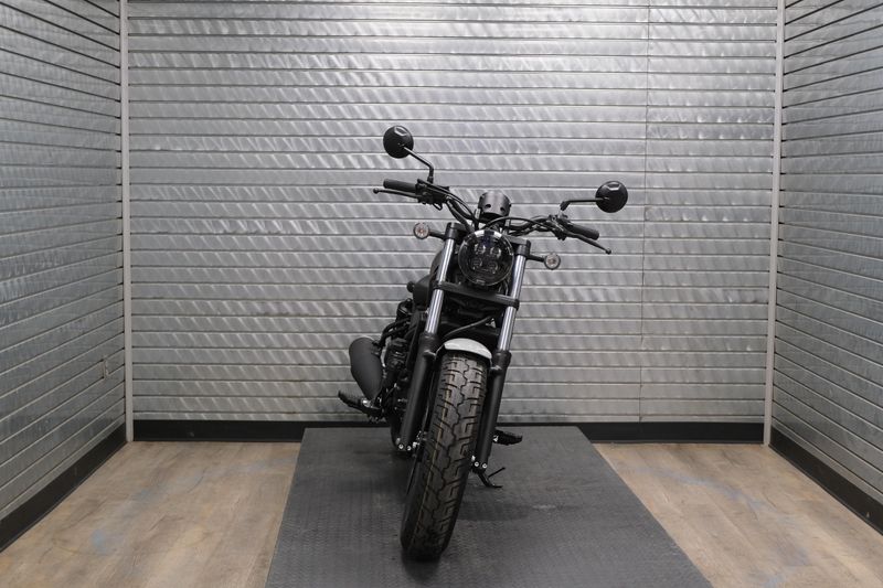 NEW 2026 HONDA REBEL 300 ECLUTCH Image 8