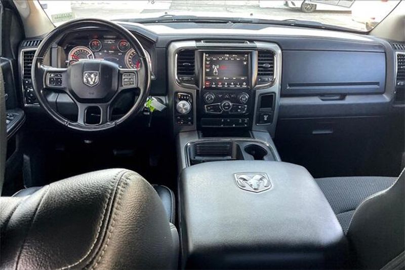 2018 RAM 1500 NightImage 15