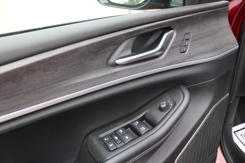 2021 Jeep Grand Cherokee Limited photo 11